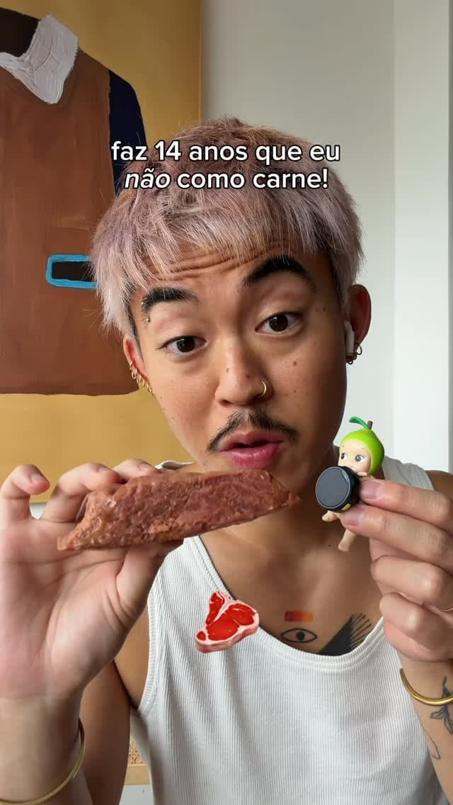 Carne de Jaca com Molho de Tâmaras